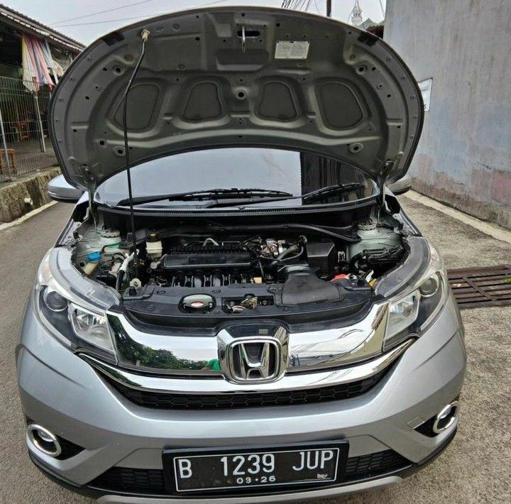 Honda BRV S Manual 2017, Mobil & Motor, Mobil untuk Dijual di Carousell