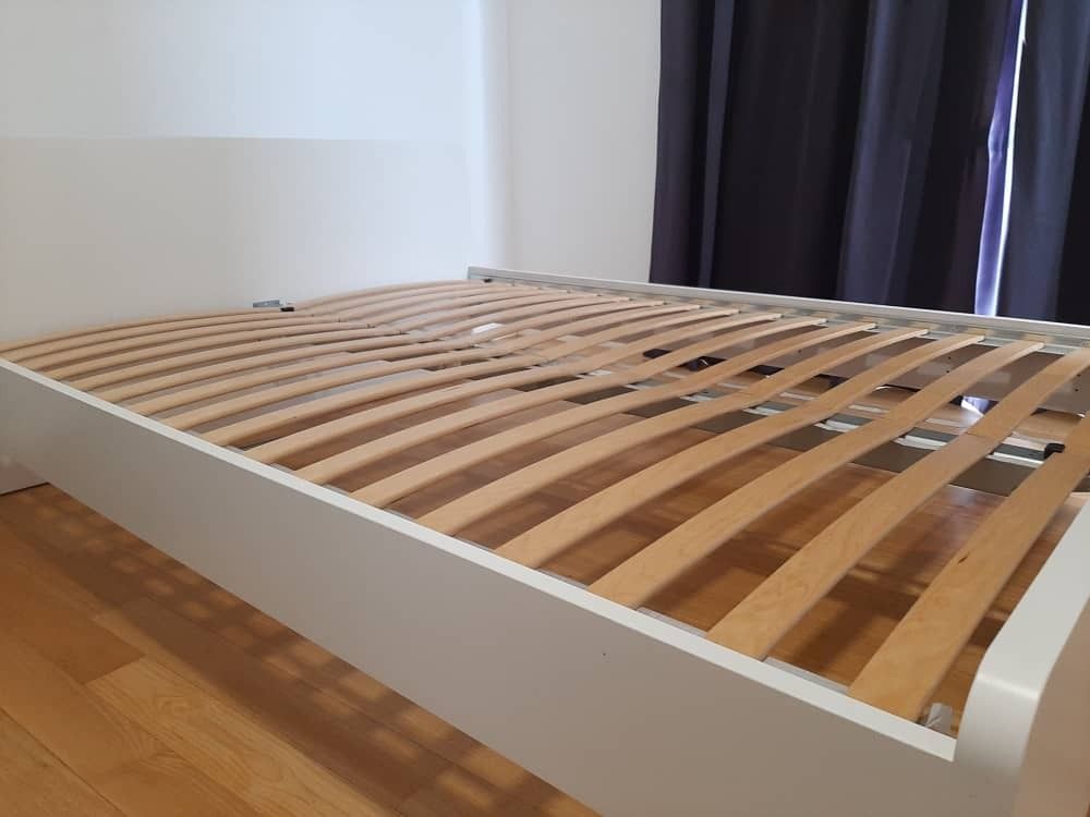 Luroy outlet bed base