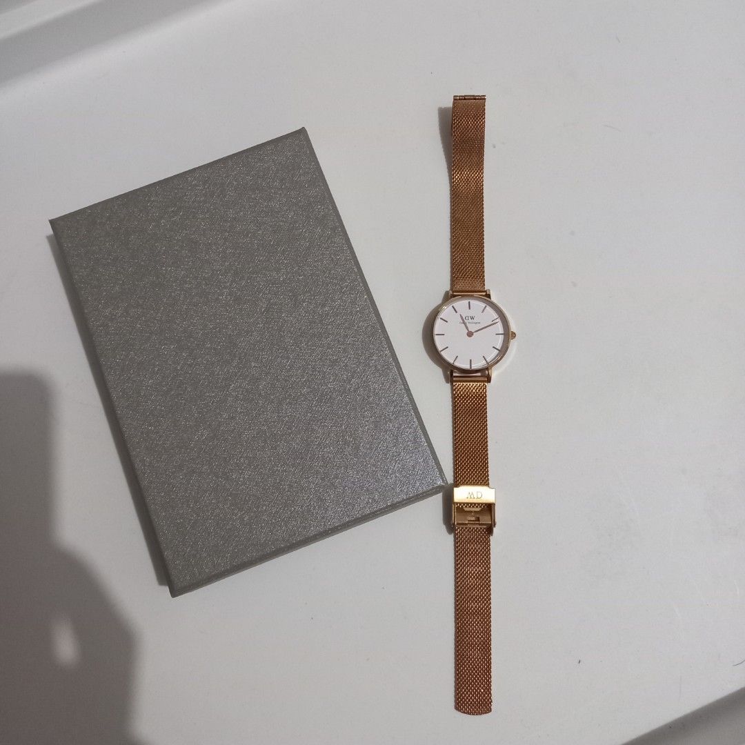 JAM TANGAN DANIEL WELLINGTON ORI SECOND Fesyen Wanita Jam Tangan