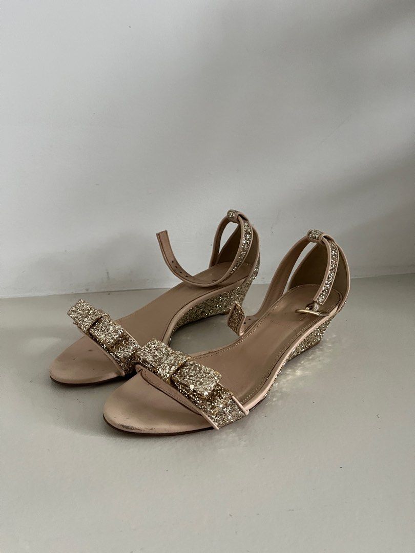 Gold glitter wedge heels discount