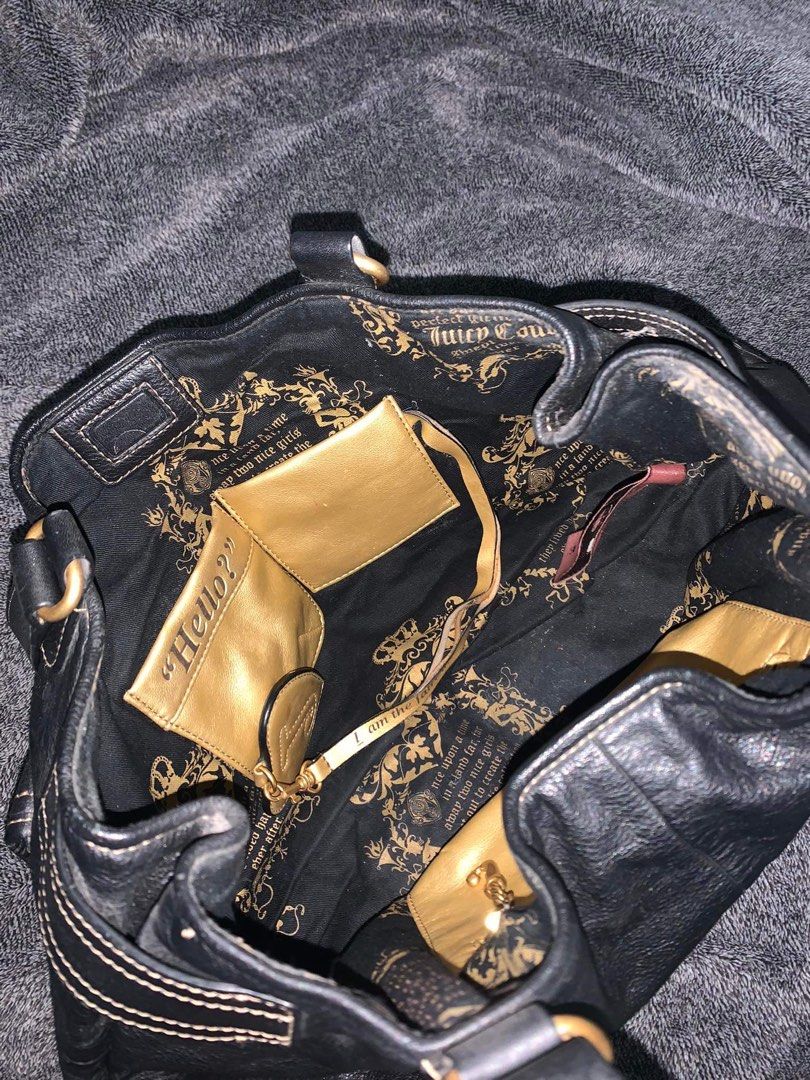 BLACK VELOUR CHAIN SHOULDER BAG – Juicy Couture UK