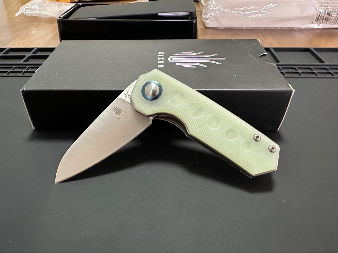 Kizer Lieb by Azo N690 blade, Jade G10 handle pocket folding knife