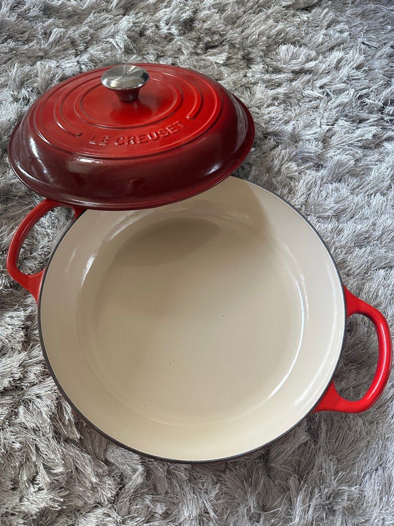 Le Creuset Buffet Casserole 30cm, 傢俬＆家居, 廚具和餐具, 炊具及配件 Carousell