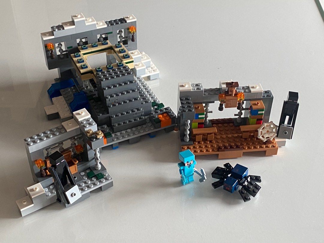 LEGO Minecraft 21124 The End Portal, 興趣及遊戲, 玩具& 遊戲類