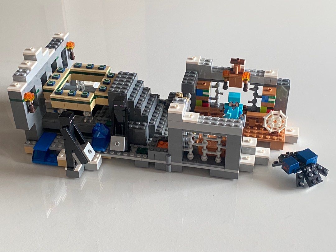 LEGO Minecraft 21124 The End Portal, 興趣及遊戲, 玩具& 遊戲類