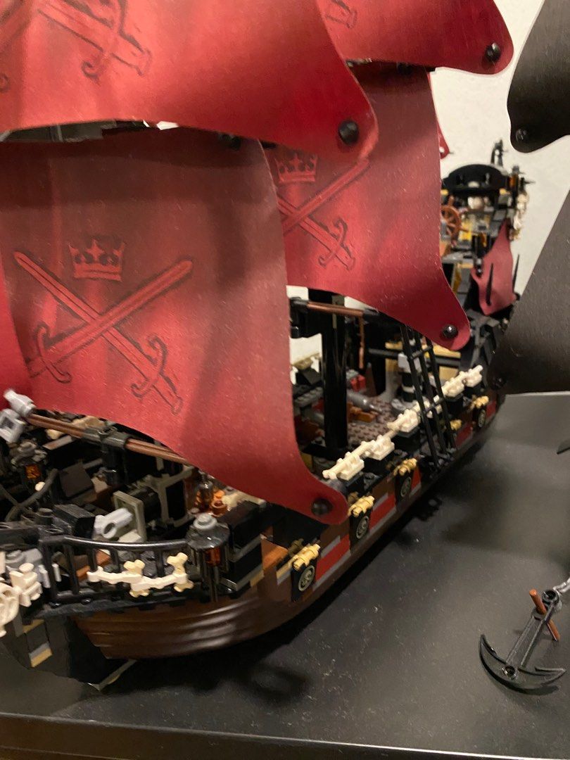 Lego Ptc Array LEGO POTC Black Pearl Queen Anne Bundle, Hobbies & Toys, Toys & Games ...