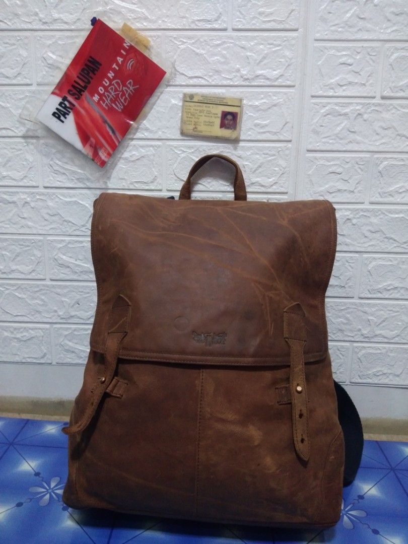 Levis leather bag top