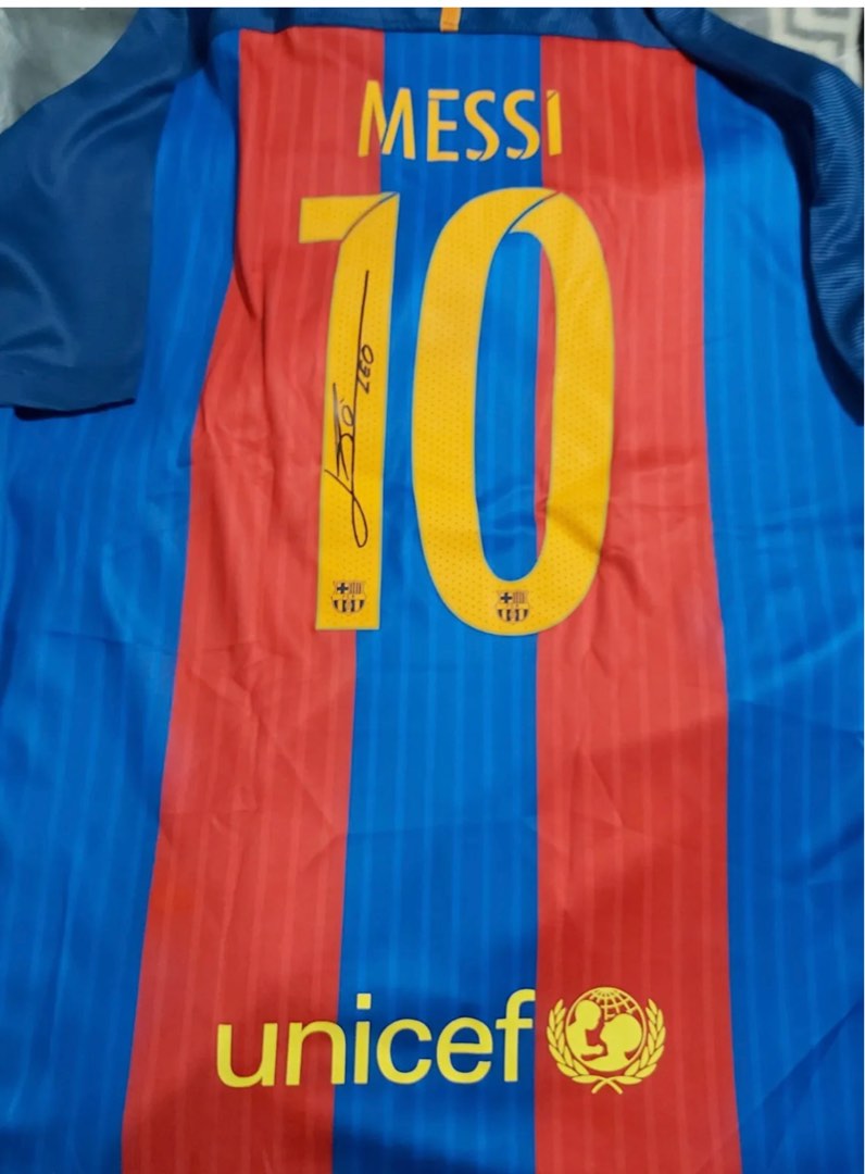 LIONEL MESSI signed BARCELONA Jersey, Hobbies & Toys, Memorabilia