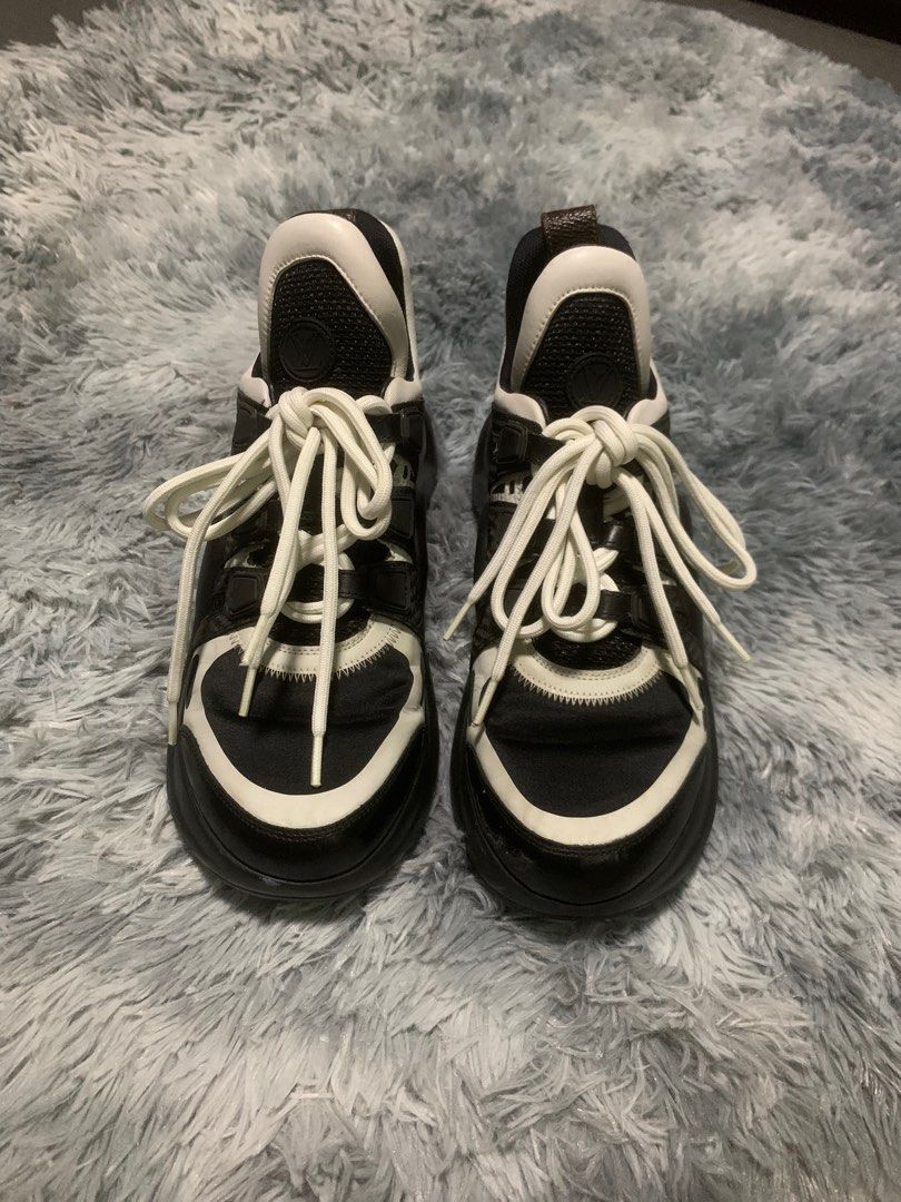 Louis vuitton triple s top
