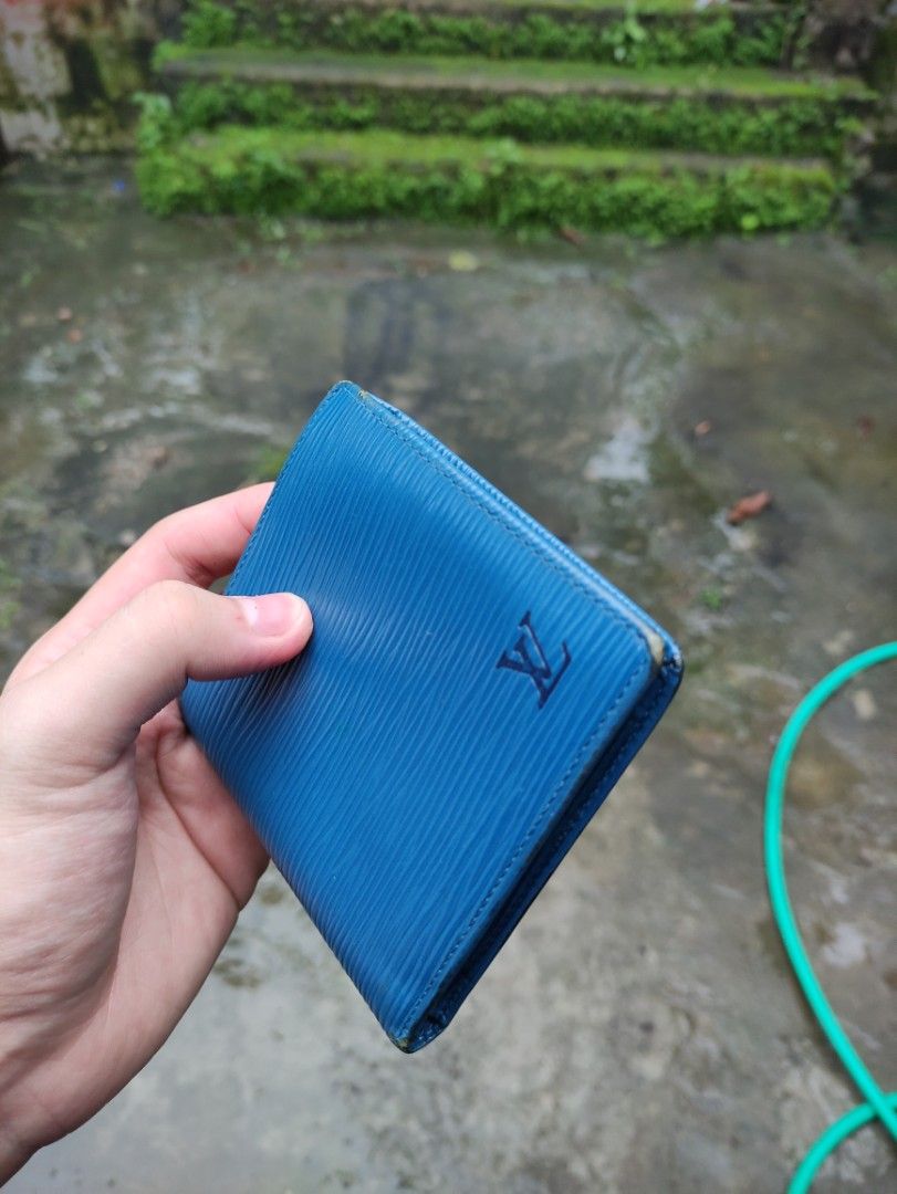 Louis Vuitton // Blue Epi Leather Travel Zip Wallet – VSP Consignment