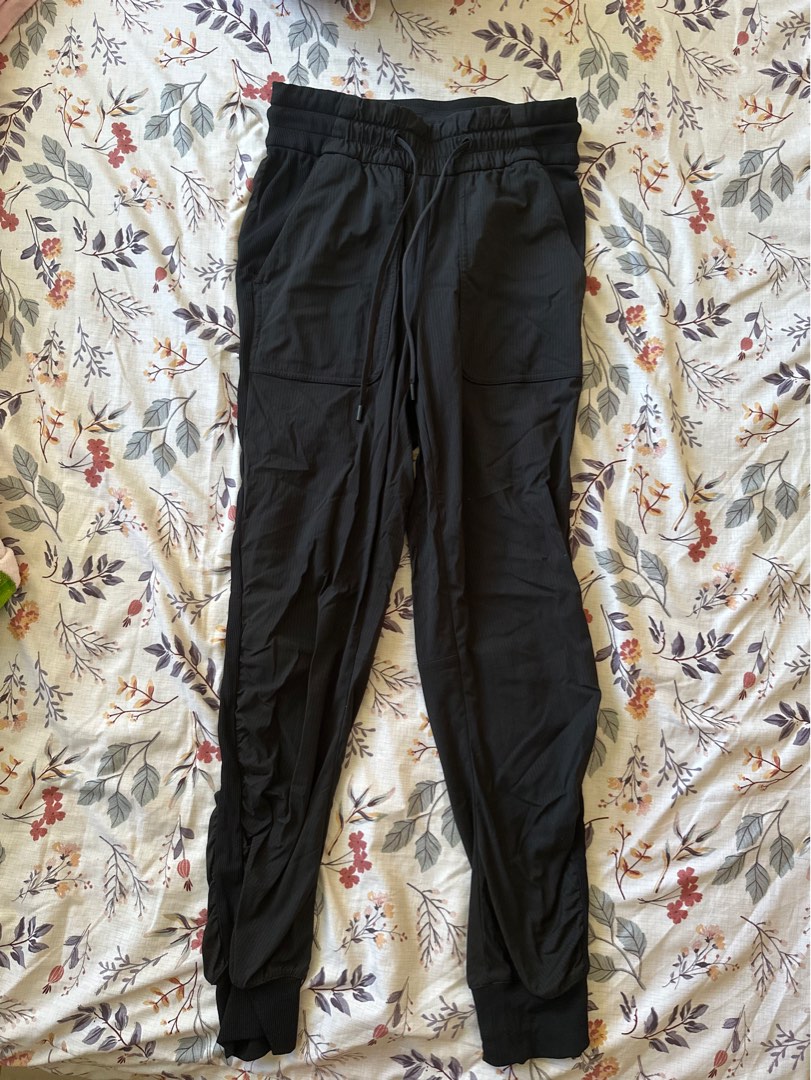 Lululemon Beyond the studio Jogger 7 8 2 Women s Fashion