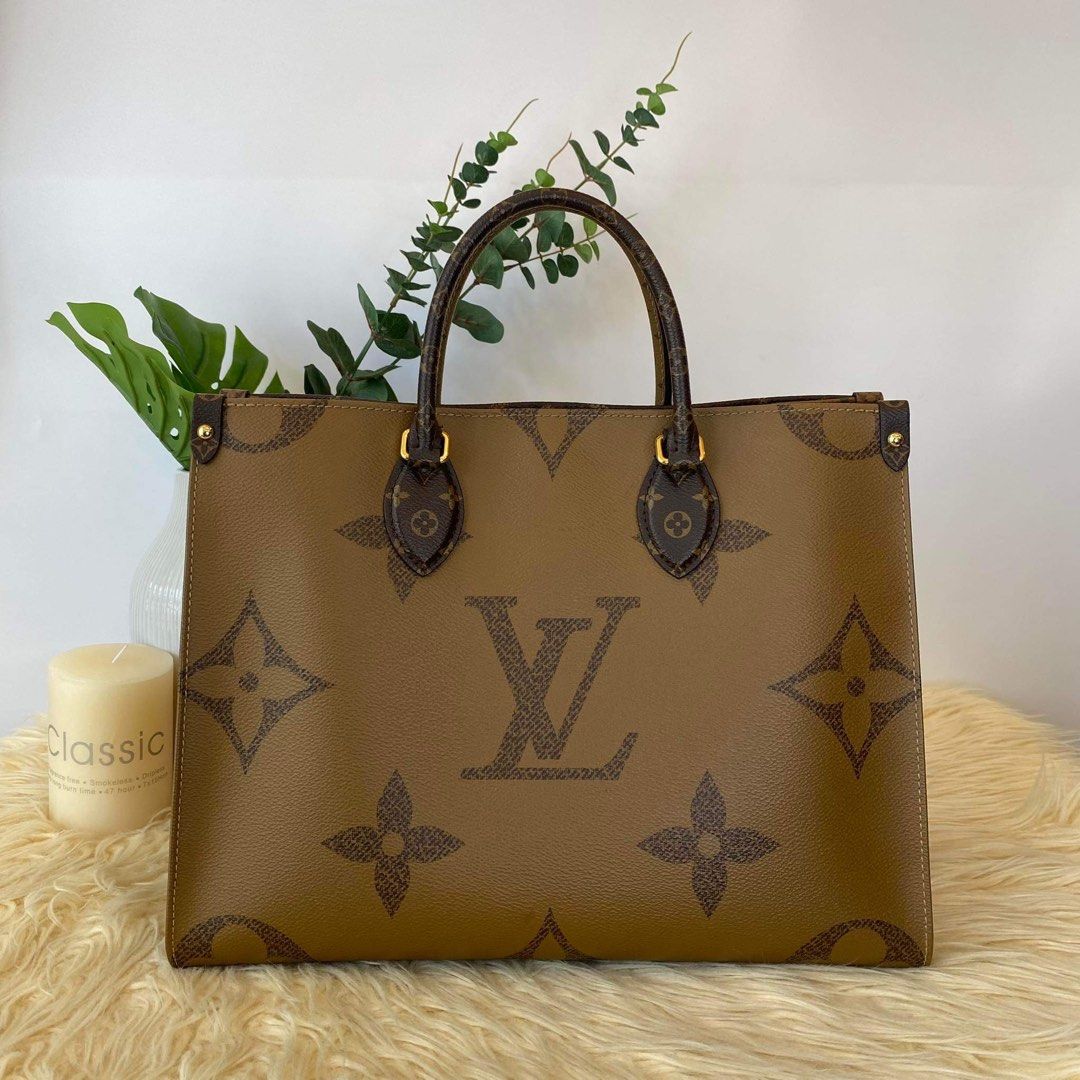 Authentic Louis Vuitton dust bag 10x15 inches, Luxury, Bags & Wallets on  Carousell