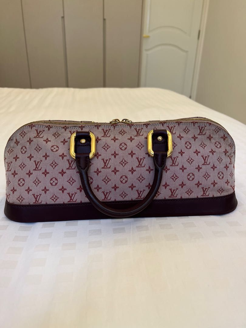 Authentic LV baguette bag, Women's Fashion, Bags & Wallets, Tote Bags on  Carousell