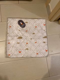 （分類：）位於 。 由 pntpn 提交（商品編號 1240764810，圖片 1）。簡介： 。