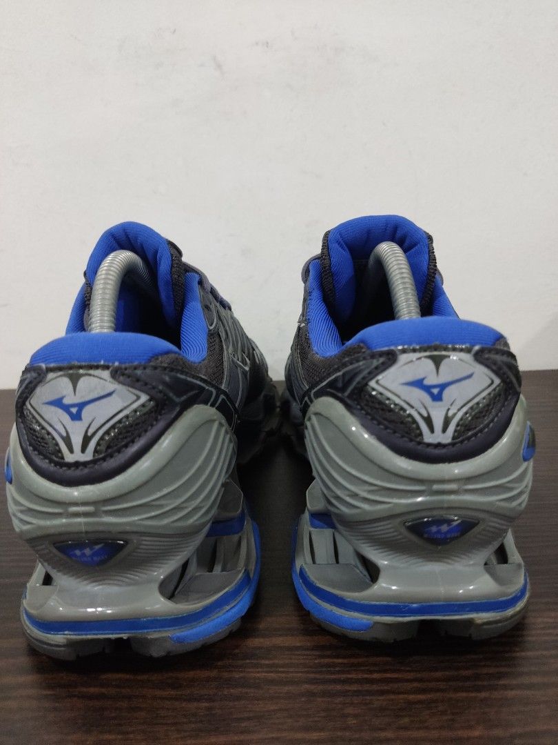 Mizuno wave sales prophecy 4 blu