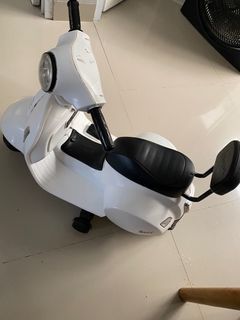 Motor Aki Vespa anak