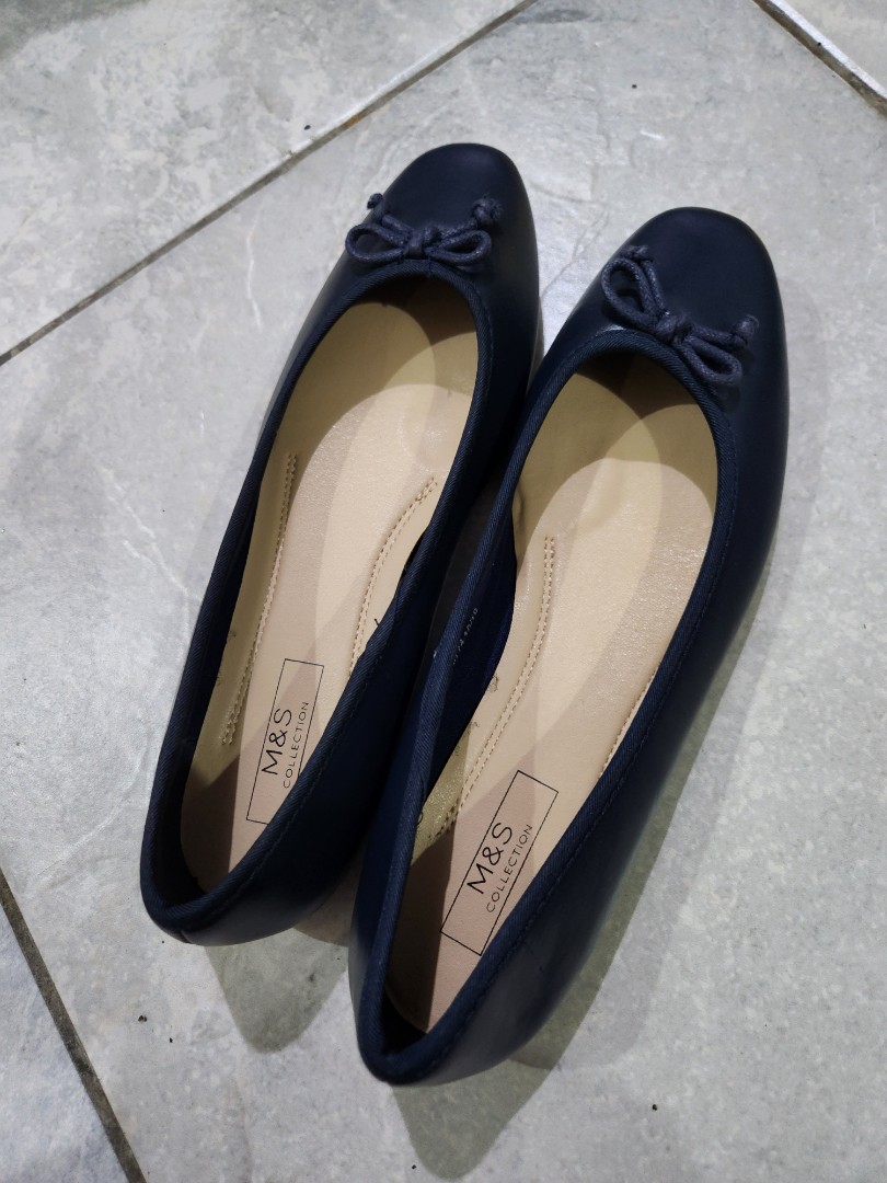 M&S flats, Women's Fashion, Footwear, Flats & Sandals on Carousell