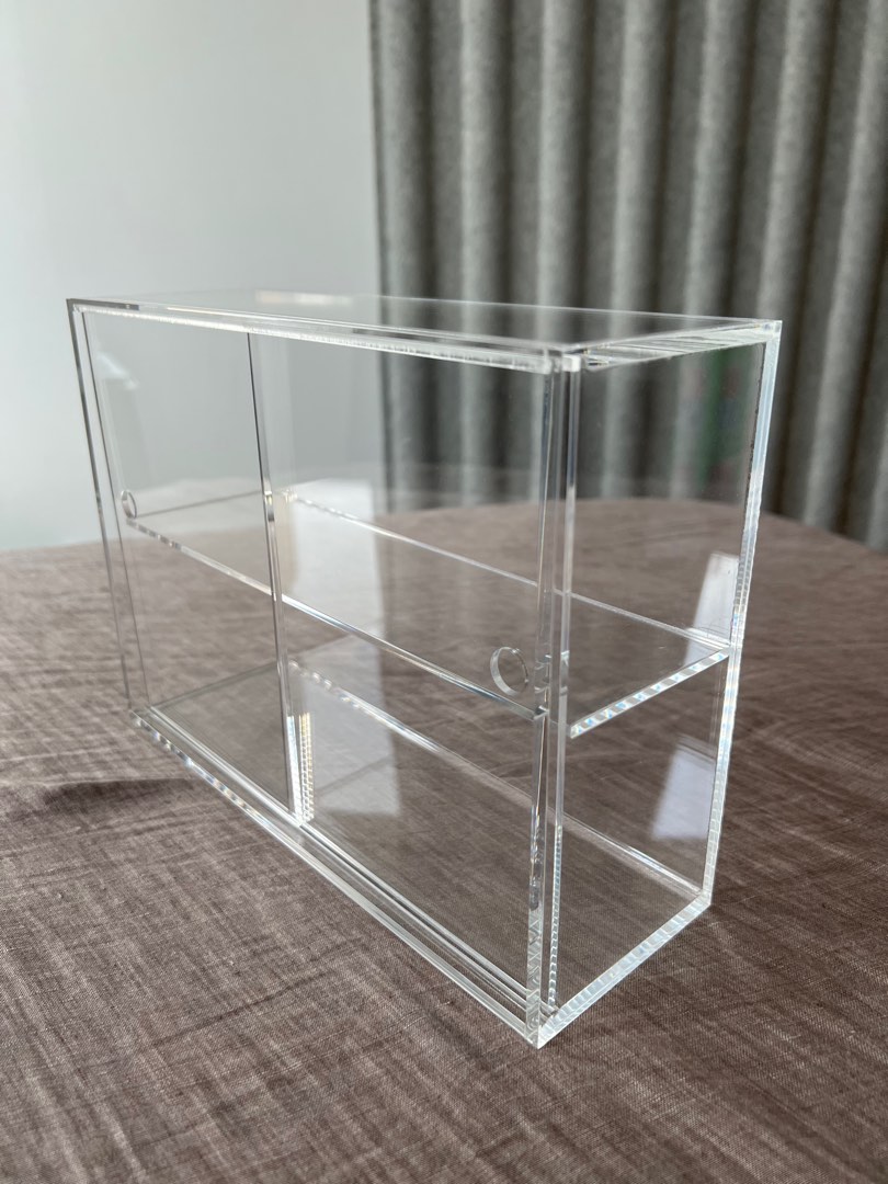 Muji Acrylic Display case with sliding doors (S), Women's Fashion