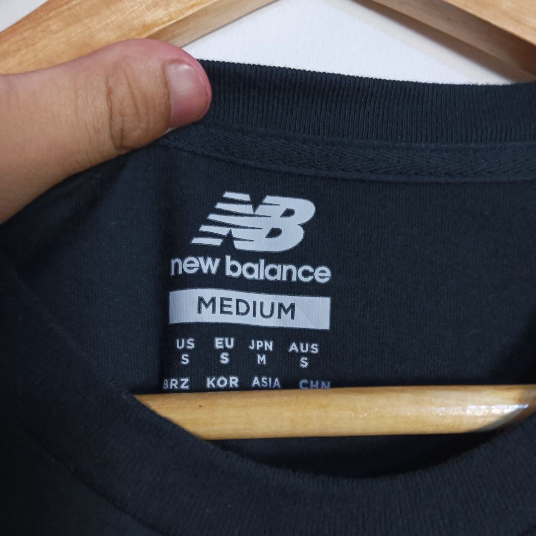 New Balance T shirt Medium Men s Fashion Tops Sets Tshirts
