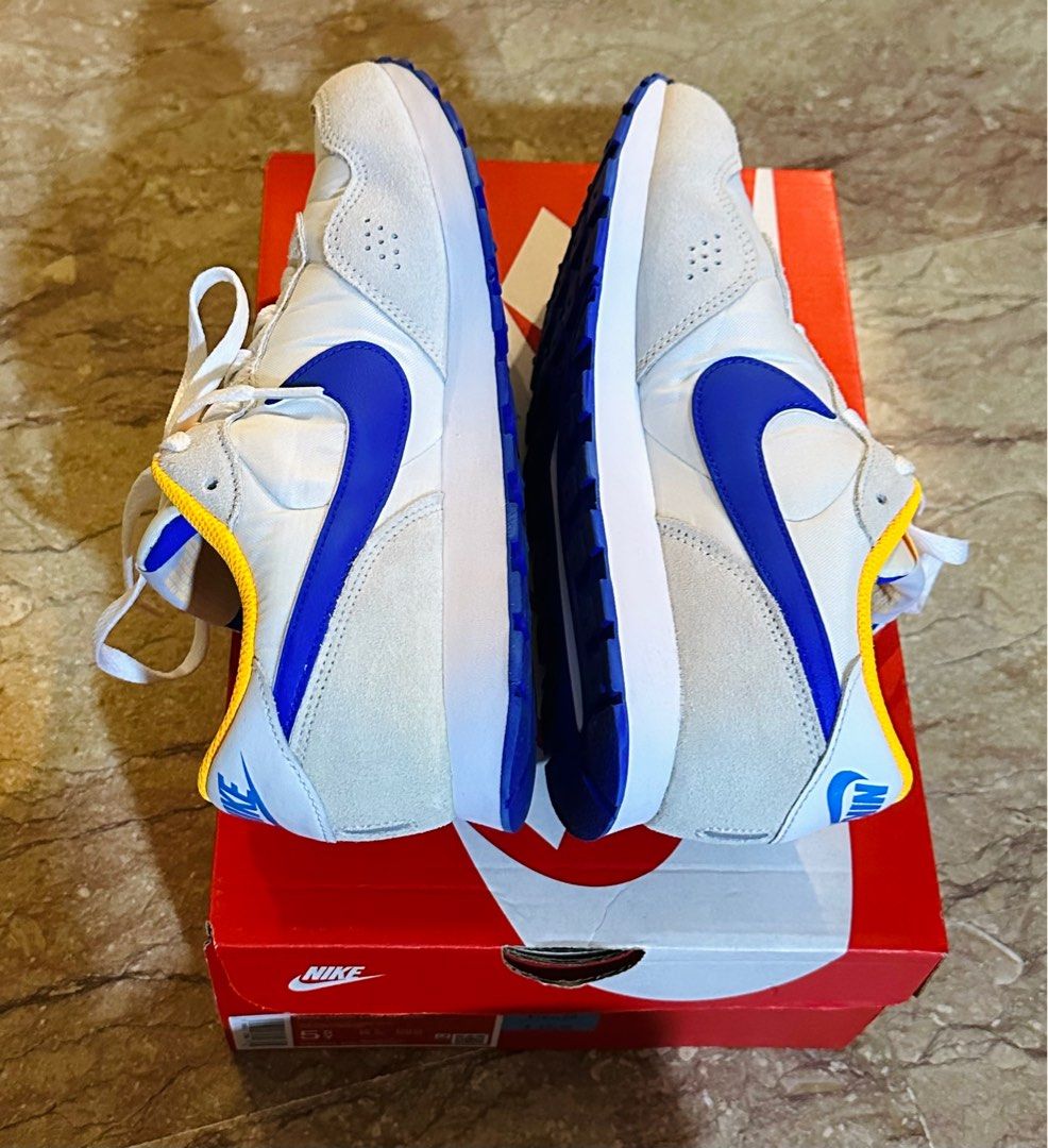 New on sale style nikes