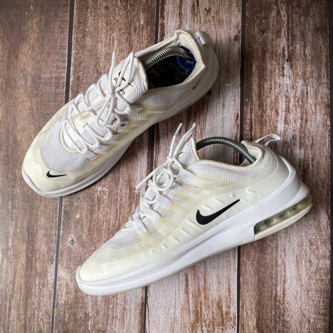 Nike air max discount axis white and gold