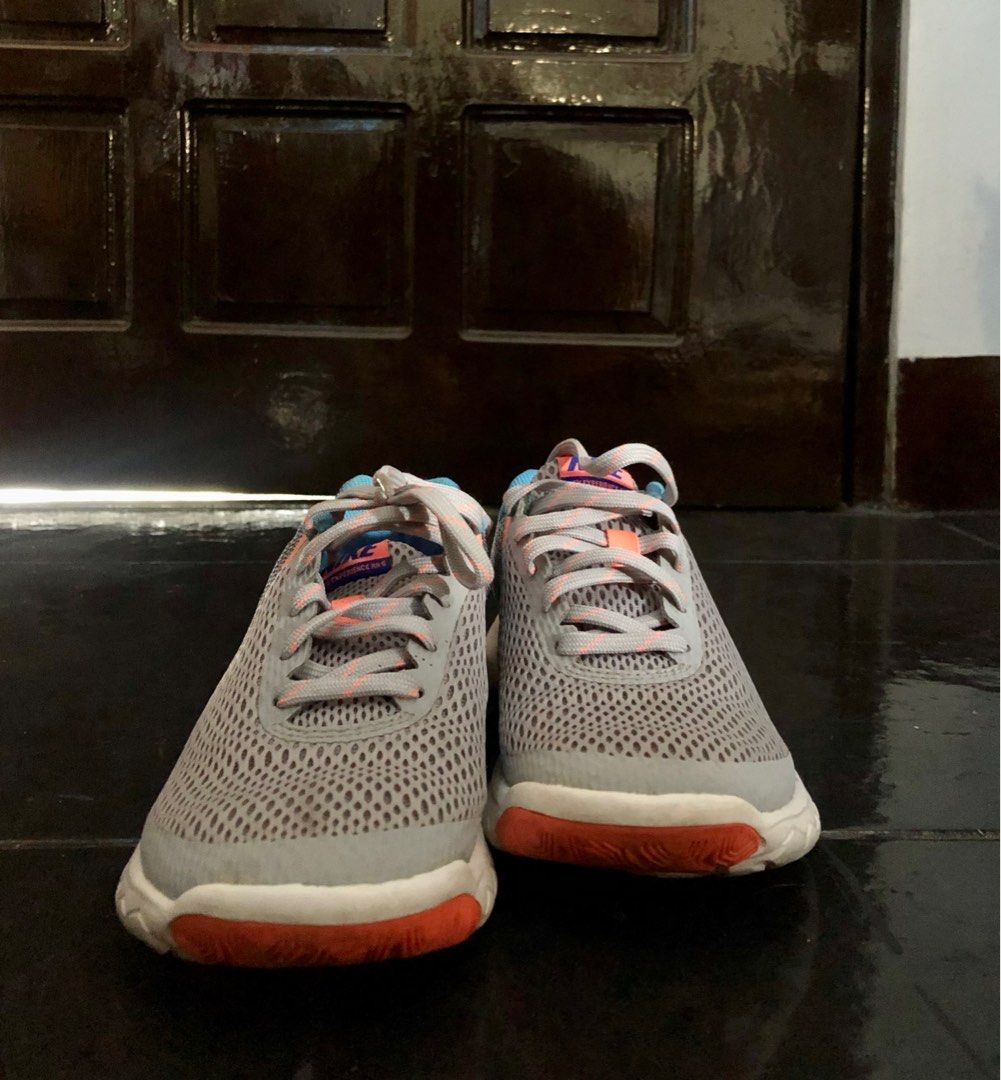 Nike flex experience sales rn 5 orange