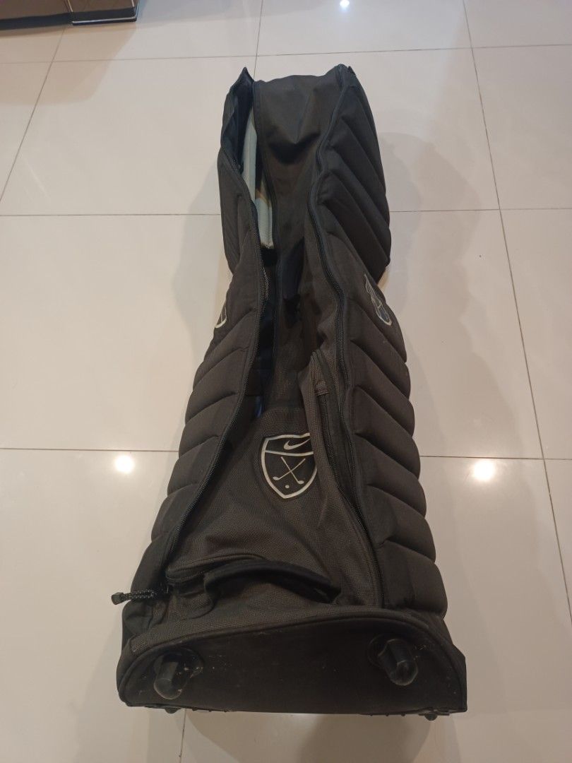 Nike Golf Travel Bag with wheel, Sports Equipment, Other Sports
