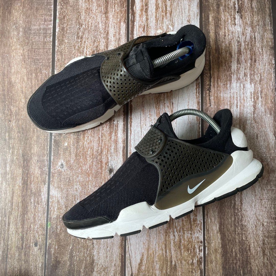 Nike Sock Dart 7uk Men s Fashion Footwear Sneakers on Carousell