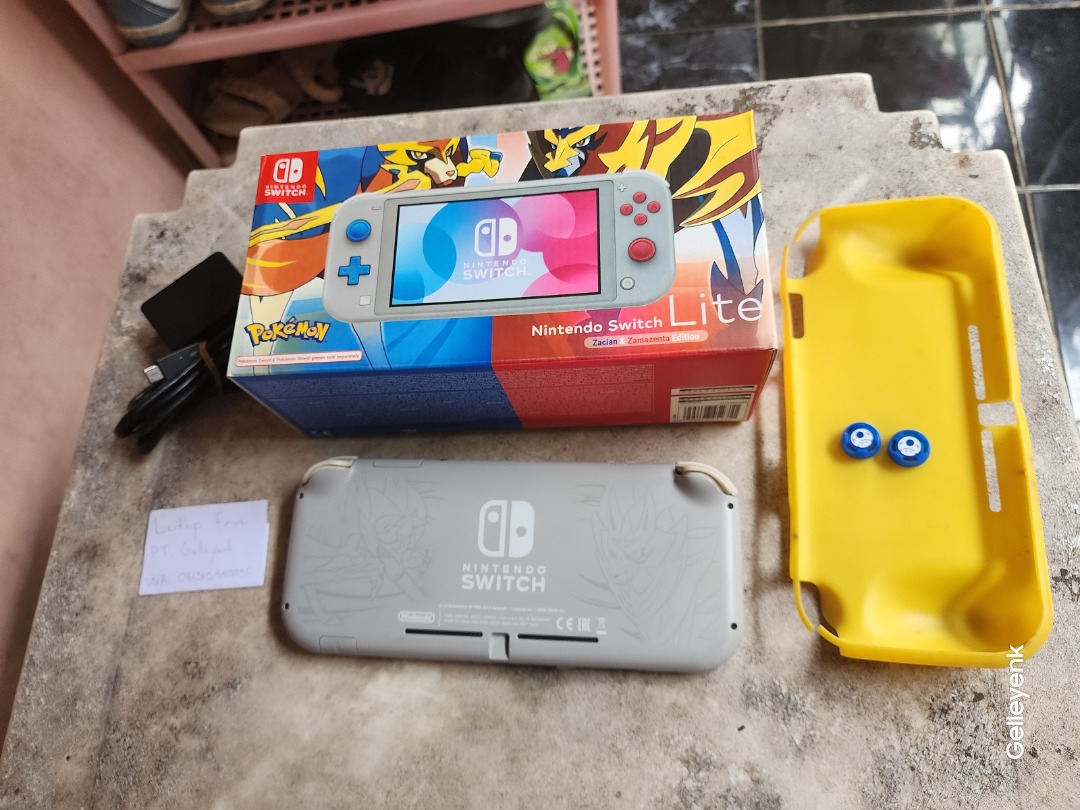 Lite Pokemon Sword Shield Limited Edition Zacian And Zamazenta