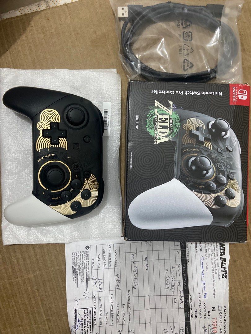 Nintendo Switch Pro Controller - TOTK Edition CIB, Video Gaming, Video ...