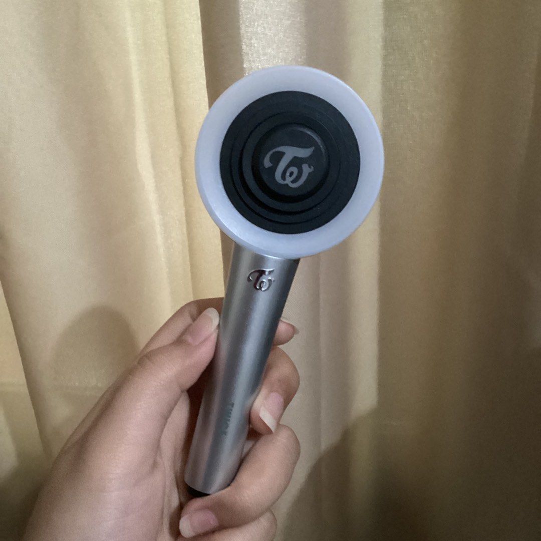 ONHAND Twice Candybong Z Keyring Keychain, Hobbies & Toys, Memorabilia