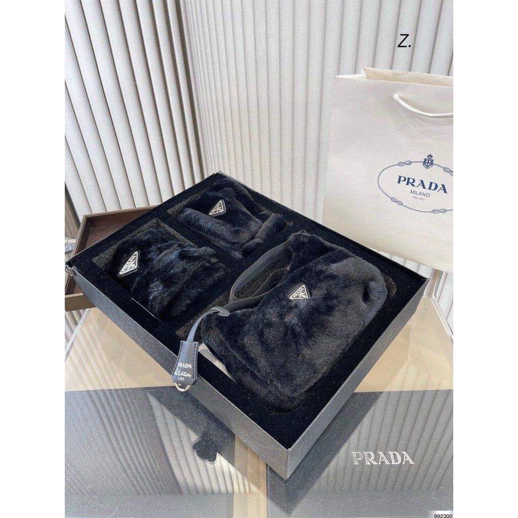▷Original◁【Gift Box Packaging】Spring New Prada Picotin Lock Bag Fashion  Versatile Retro Brand Bag Arder Daily Holiday Bag 23*18cm PRH | Lazada PH