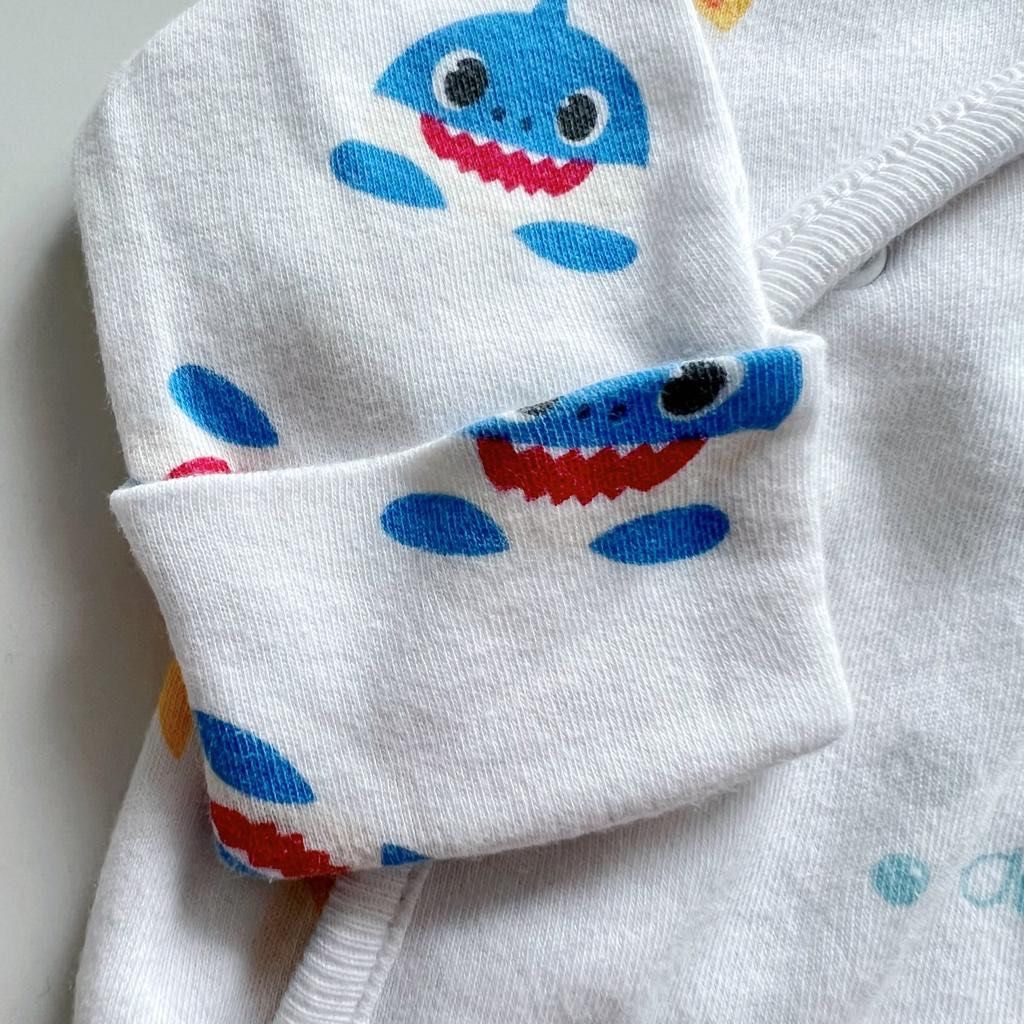 Why Tiny Hands Need Tiny Fashion? The Must-Have Preemie Clothing Revolution!