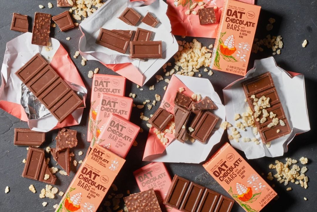 (PreOrder) Trader Joe's Oat Chocolate Bars with Crispy Rice & Cocoa