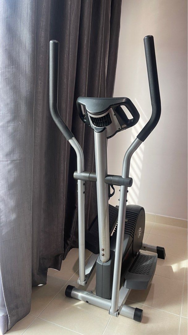 Proform 320 elliptical 2025