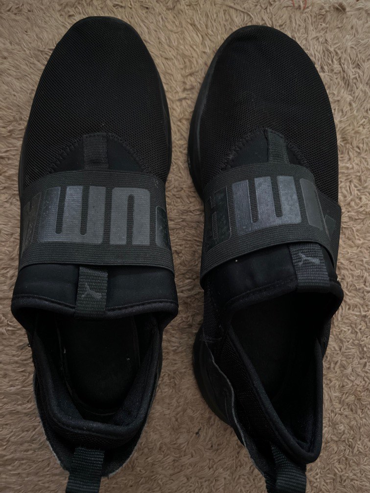 Puma slip store ons 43 men