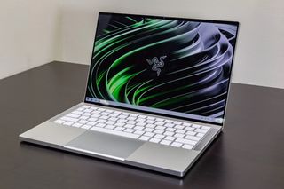 Razer Book 13 - Rz09-0357 (Read description), Computers & Tech