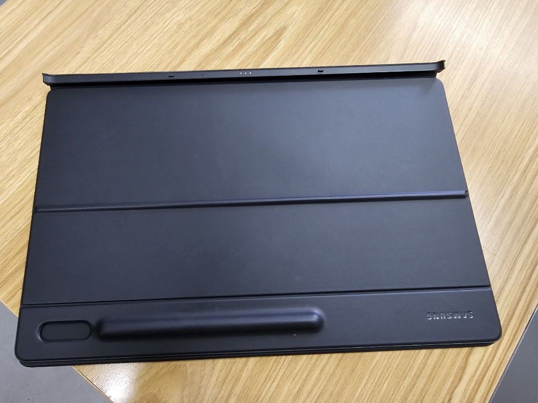 SAMSUNG tab S8 Ultra Keyboard Case, Computers & Tech, Parts