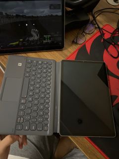 Selling galaxy tabs6 used ,s9 plus used, galaxy watch s4 barely used