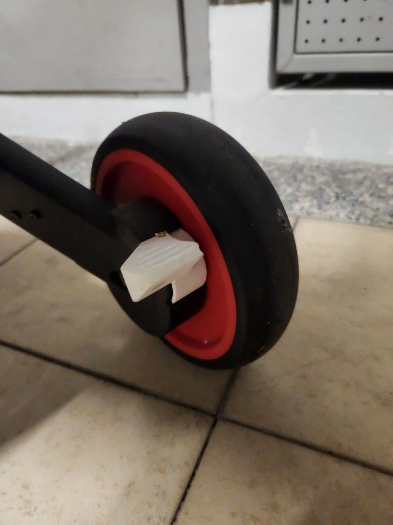 Smart trike wheel lock 2025