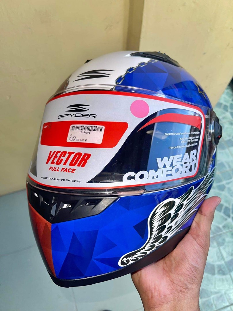 Spyder vector visor clearance