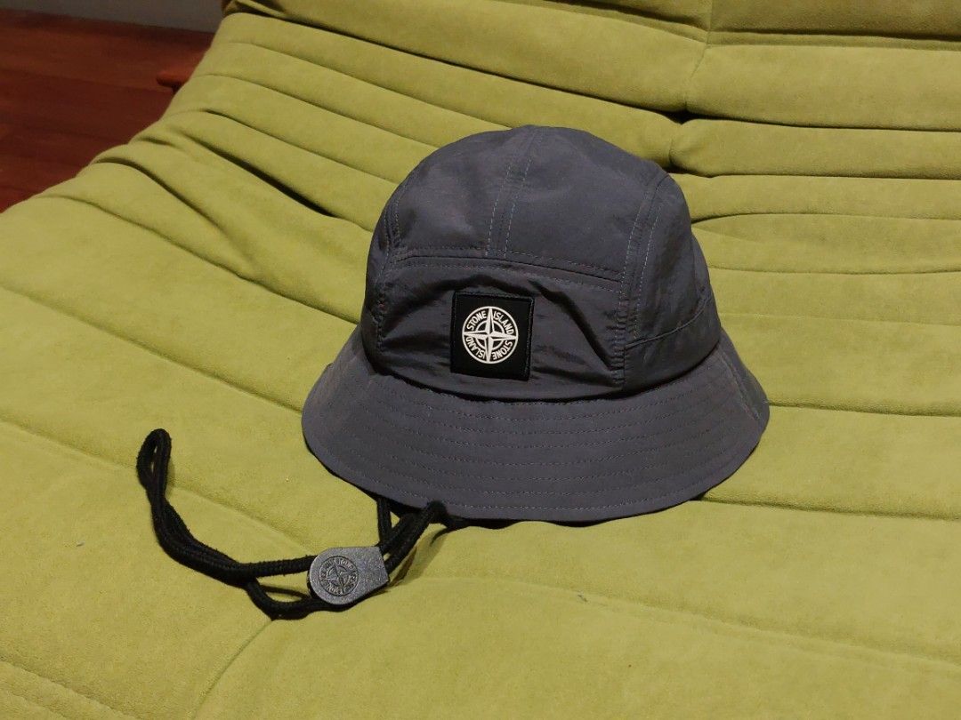 Boonie hat stone online island