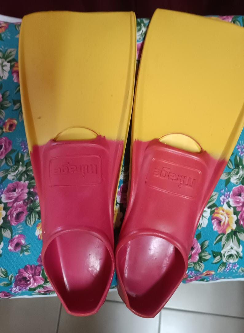 swimming accessories, Women's Fashion, Swimwear, Muslimah Swimwear on