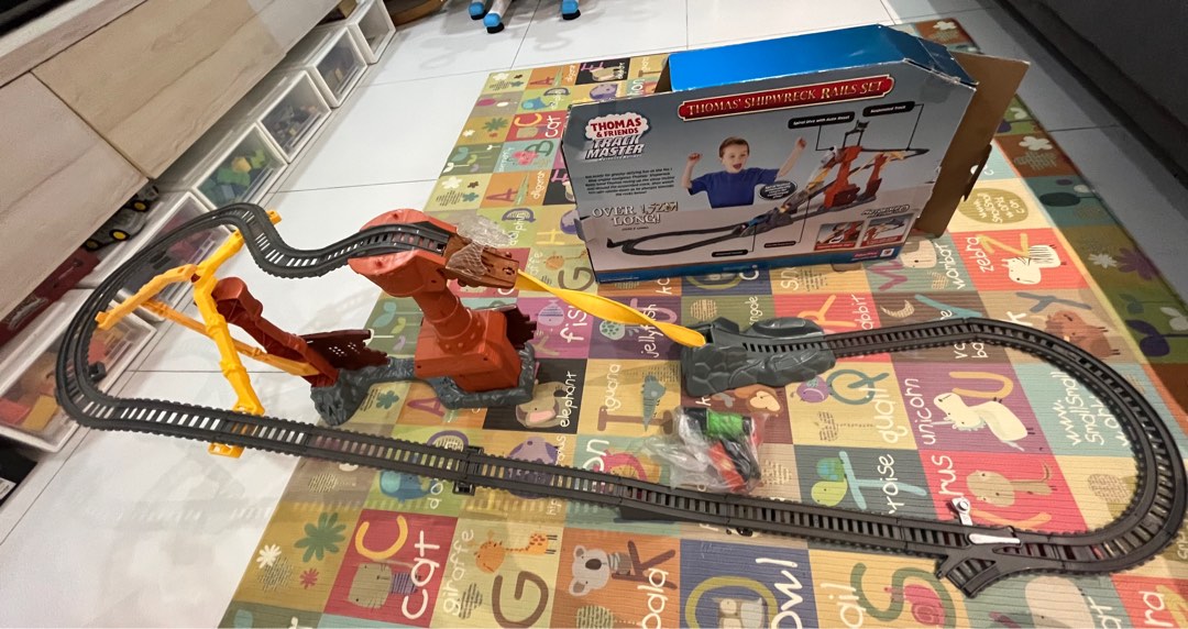 Thomas and friends trackmaster shipwreck rails set discount