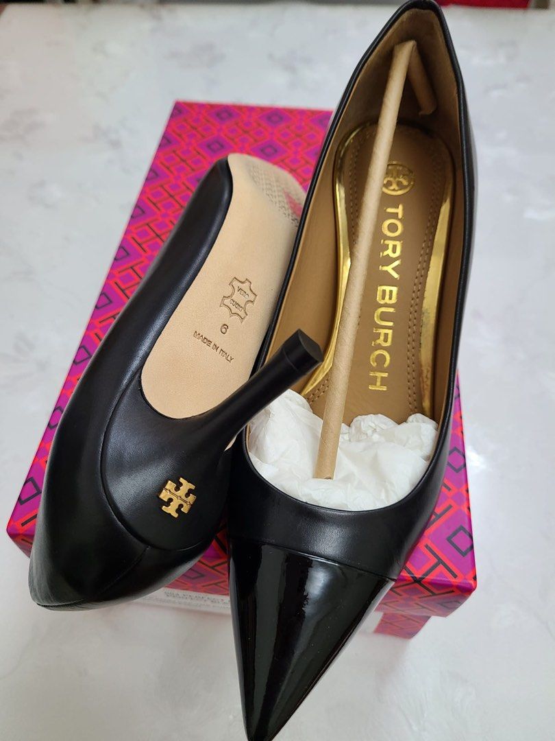 Penelope cap 2024 toe pump