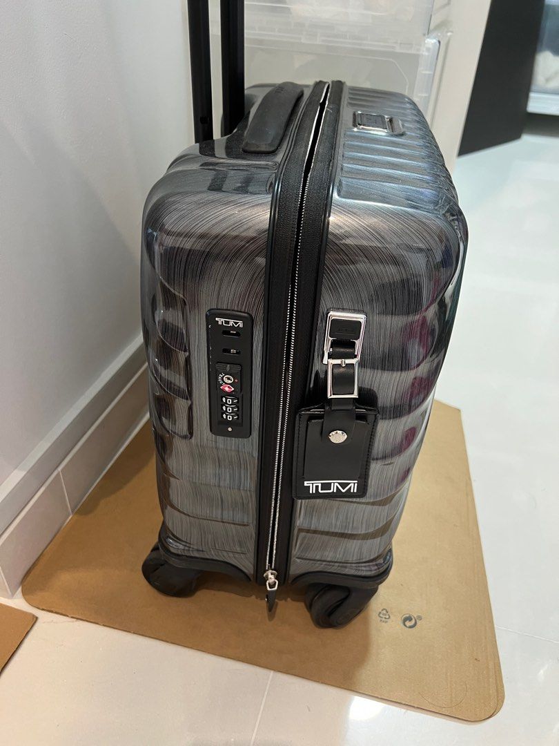 Tumi cabin luggage silver, Hobbies & Toys, Travel, Luggage on Carousell