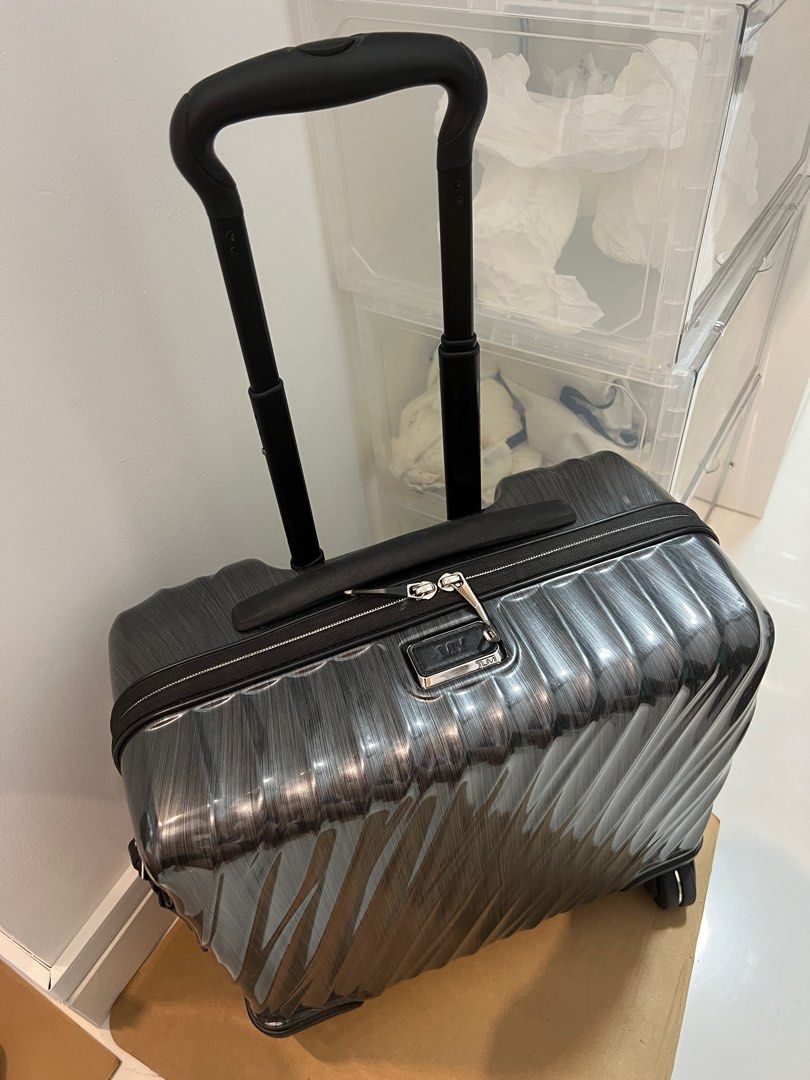 Tumi cabin luggage silver, Hobbies & Toys, Travel, Luggage on Carousell