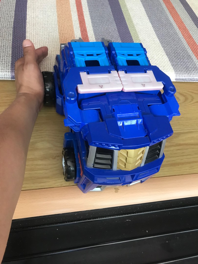 Transformers mecard shop