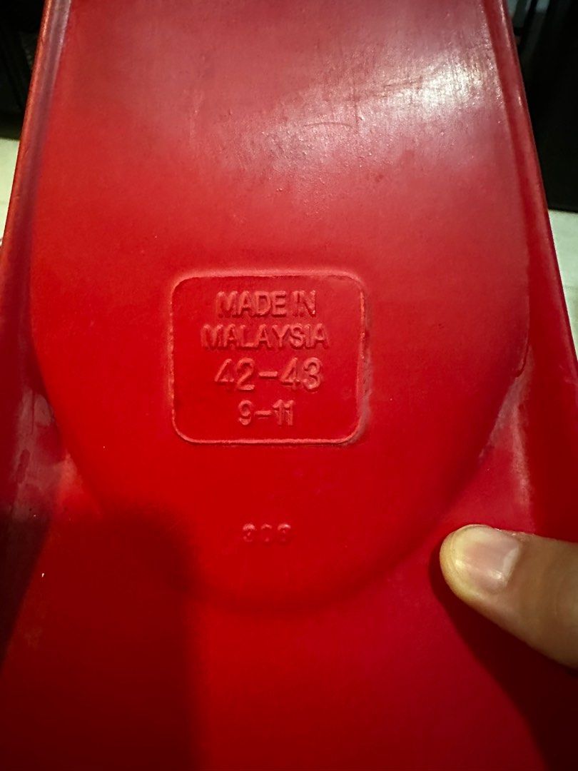 TYR CrossBlade Training Fins (Large Size), Sports Equipment, Other