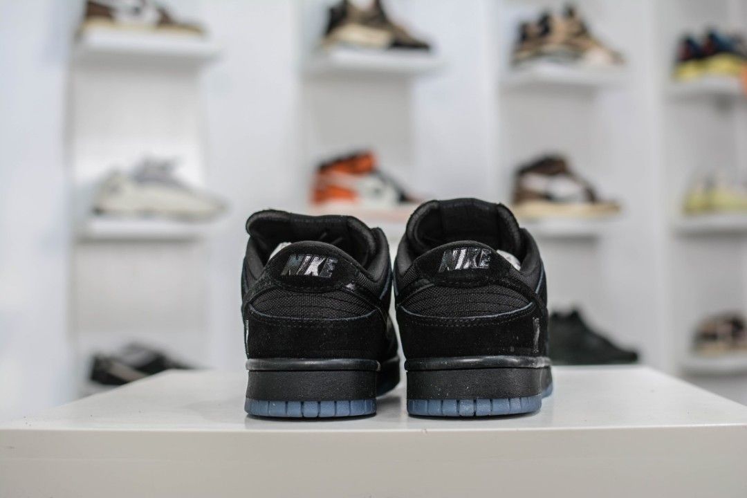 Undefeated x Nike Dunk Low SP “Dunk VS AF-1 Black - 5 on It” (2021